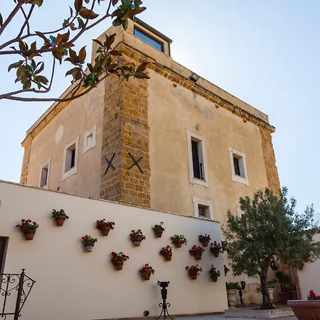 Foresteria Baglio Della Luna Hotel