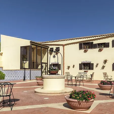 Foresteria Baglio Della Luna Hotel