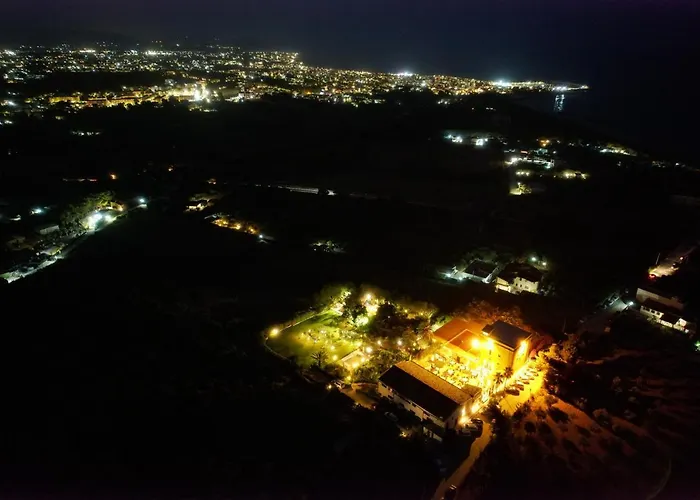 Отель Foresteria Baglio Della Luna 4*