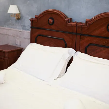 Hotel Foresteria Baglio Della Luna 4*