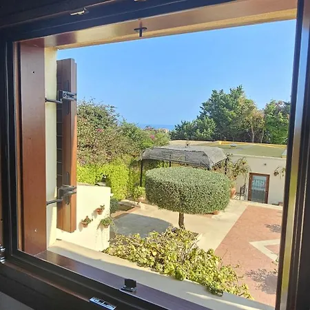 Foresteria Baglio Della Luna Hotel 4*