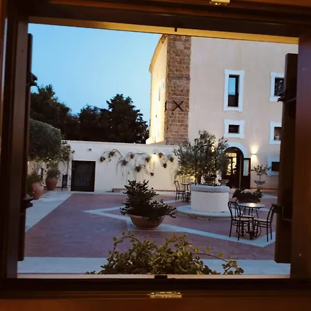 Foresteria Baglio Della Luna 4*