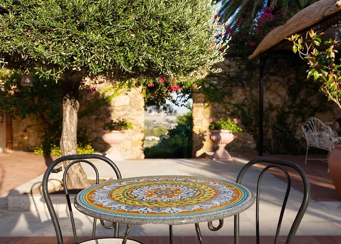 Hotel Foresteria Baglio Della Luna