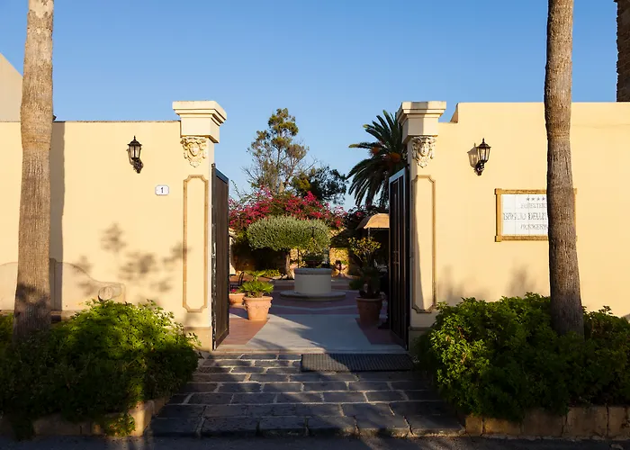 Foresteria Baglio Della Luna 4*